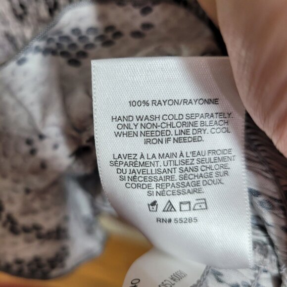 NEW Express Stretch Shirred Shirt Dress size Large Snake Print Mini sundress - Picture 9 of 9